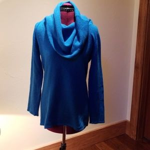 Cashmere, cowl-neck sweater